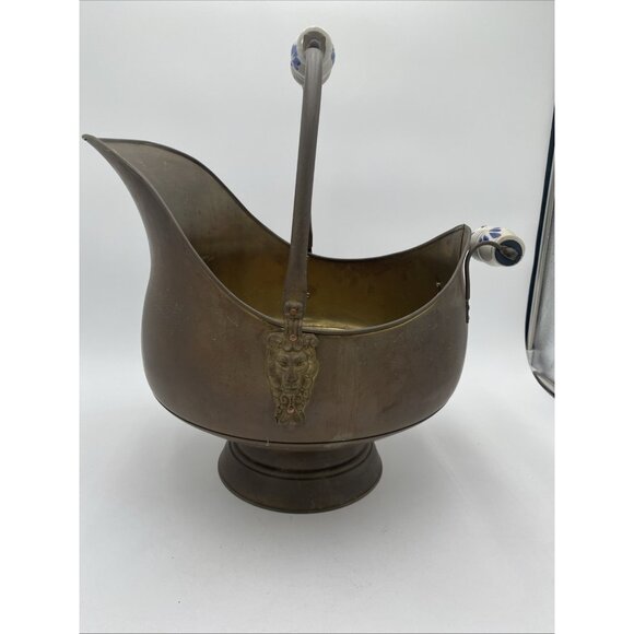 Copper Log Bucket Coal Scuttle Ceramic Blue Delft Handles Brass Lion Detail